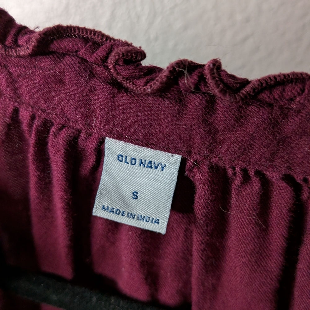 Old Navy Womens Red Burgundy Autumm Fall Tie Front Crochet Trim Blouse S - Picture 6 of 7